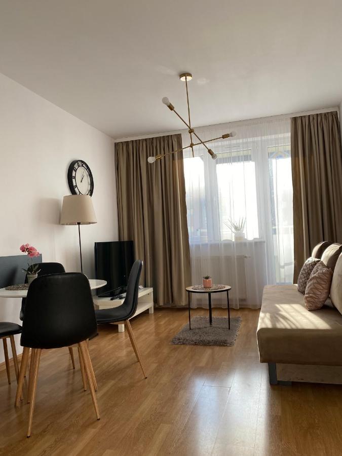 Apartament Trzech Stolic Gorzow Wielkopolski Luaran gambar